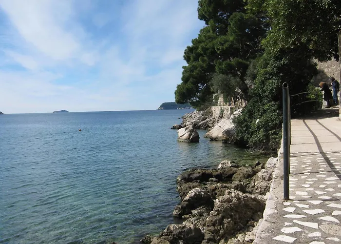 Apartments&Rooms Artemida