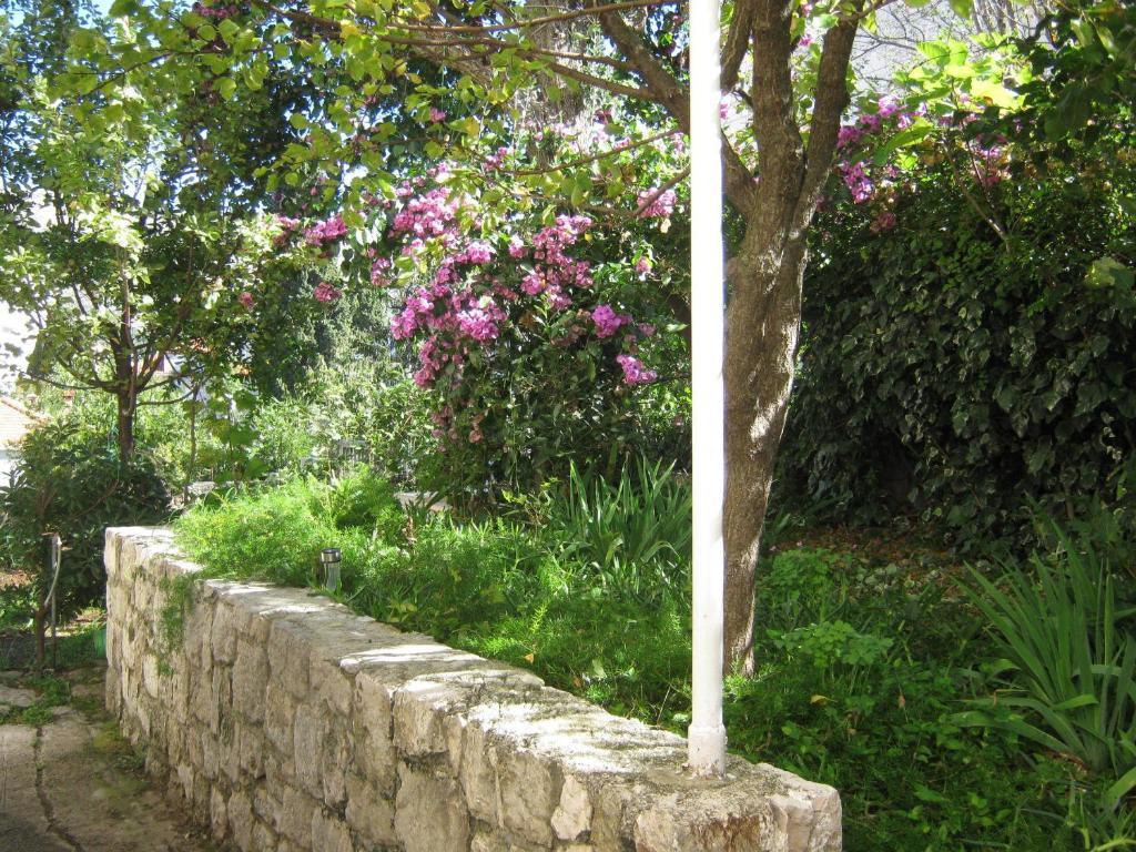 Apartments&rooms Artemida