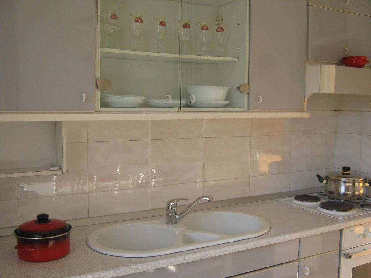 Apartment Apartments&rooms Artemida